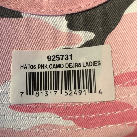 Ladies #8 Dale Jr. Budweiser Camo strap back hat. - Picture 7 of 7